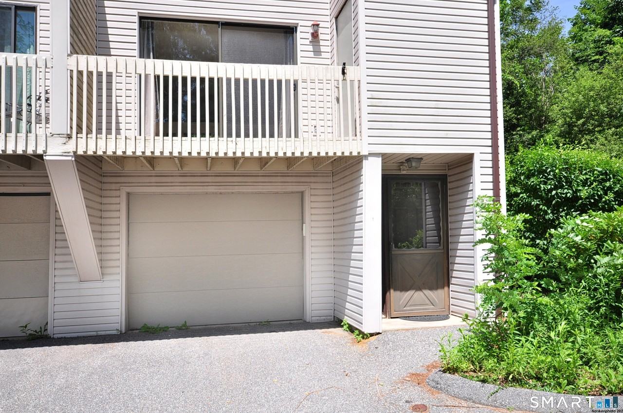 349 Allen Rd #10A - Photo 2 of 37