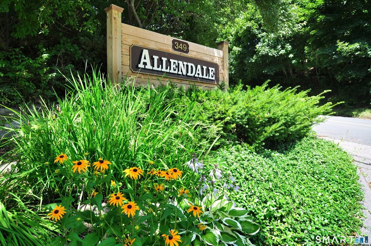 349 Allen Rd #10A - Photo 3 of 37