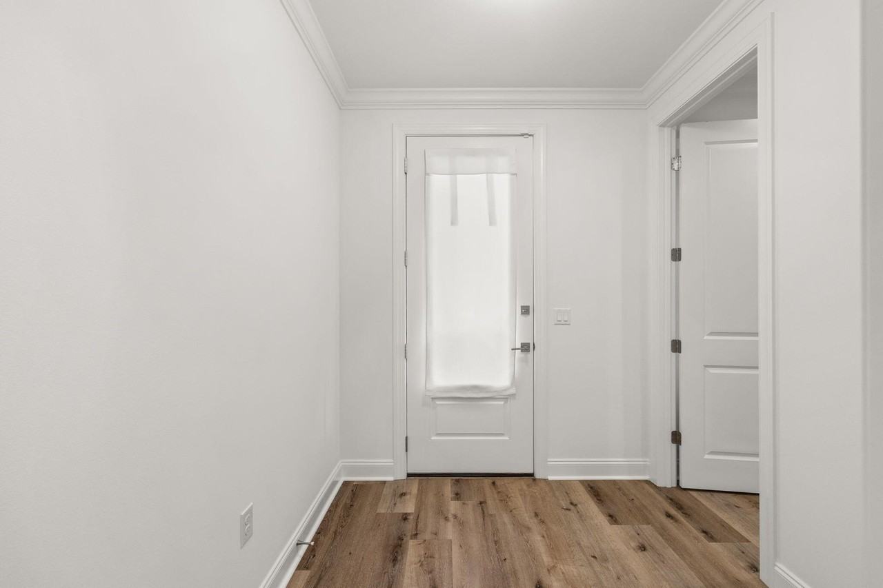 217 Windrow Way - Photo 4 of 41