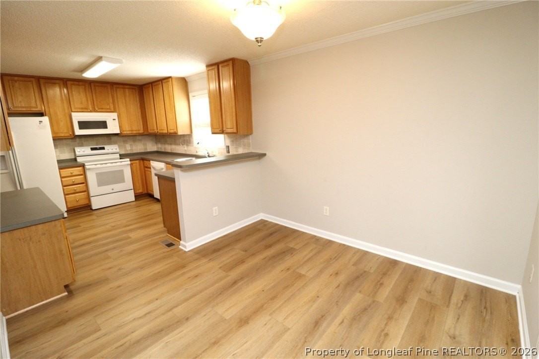 2628 Farlow Gap Ln - Photo 7 of 38