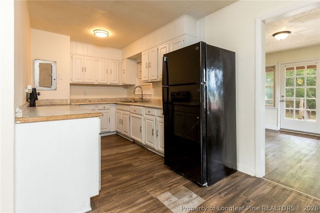 205 S Seventh St - Photo 6 of 26