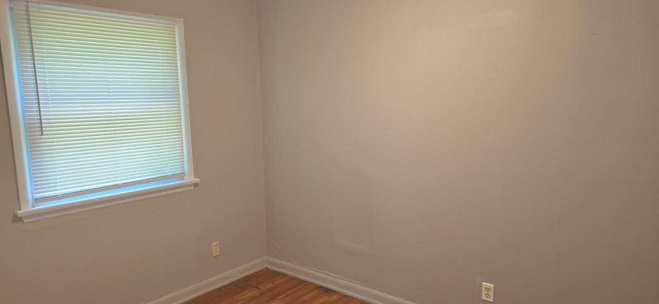 1413 E Pacific St - Photo 5 of 7