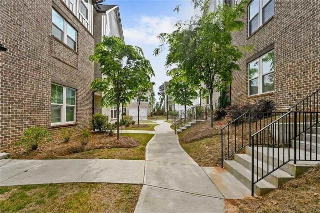 3381 Macaiva Aly - Photo 3 of 36