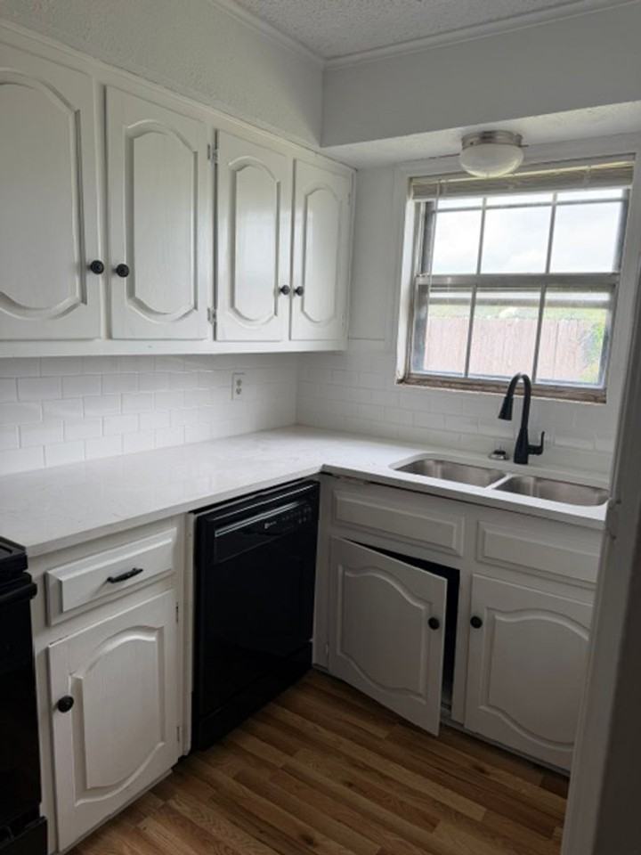 818 N 62nd St - Photo 7 of 9
