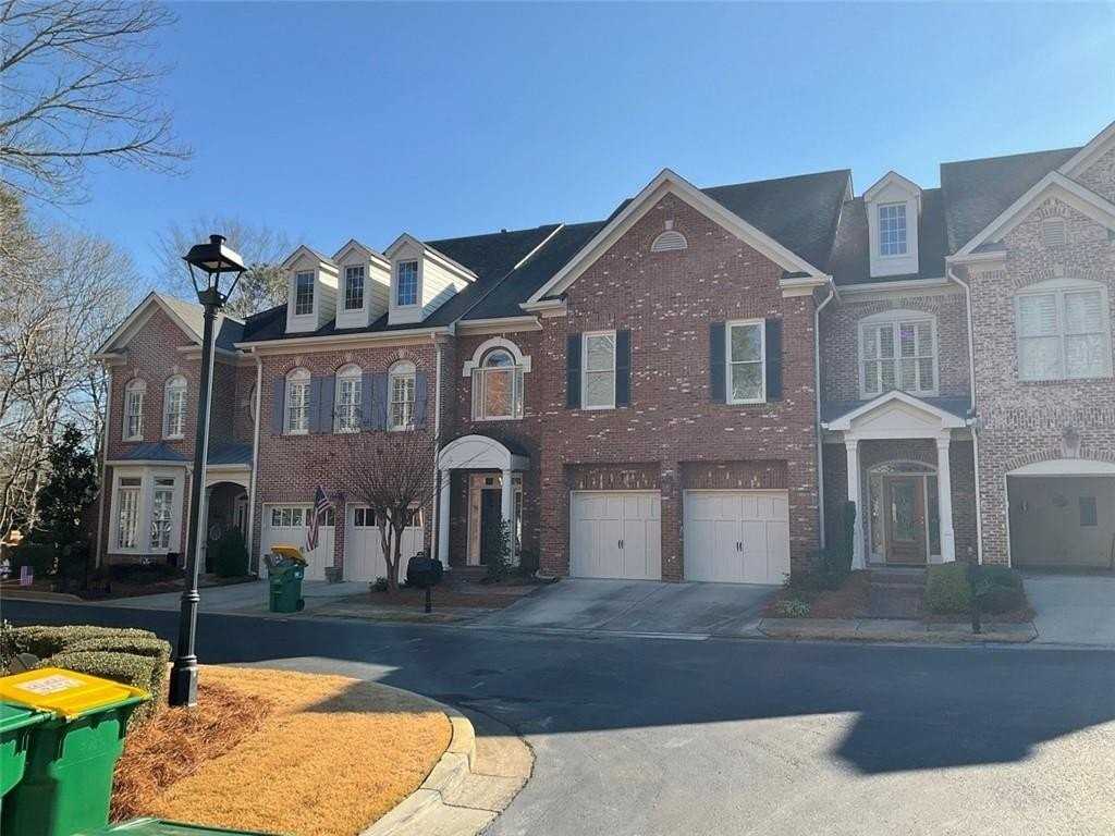 6193 Spalding Dr - Photo 2 of 40