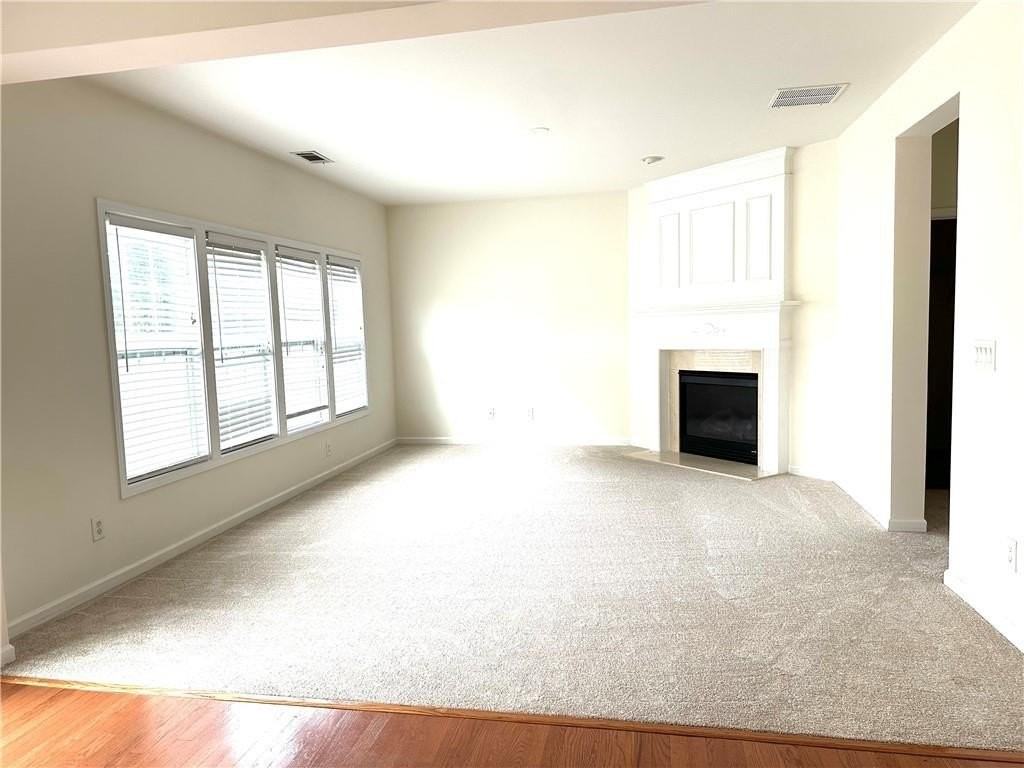 5876 Rue Villa Ln - Photo 7 of 17