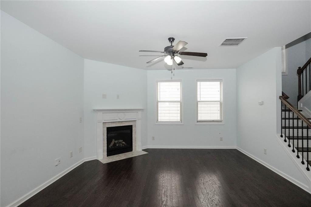 438 Privet Cir - Photo 4 of 49