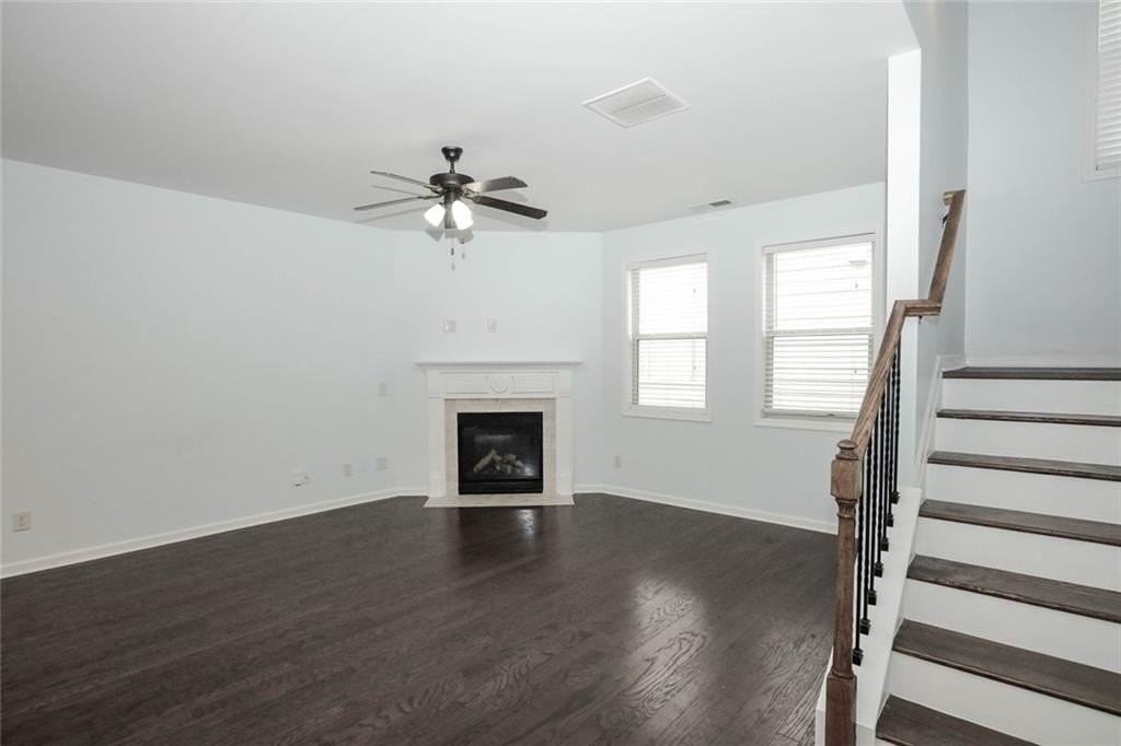 438 Privet Cir - Photo 5 of 49
