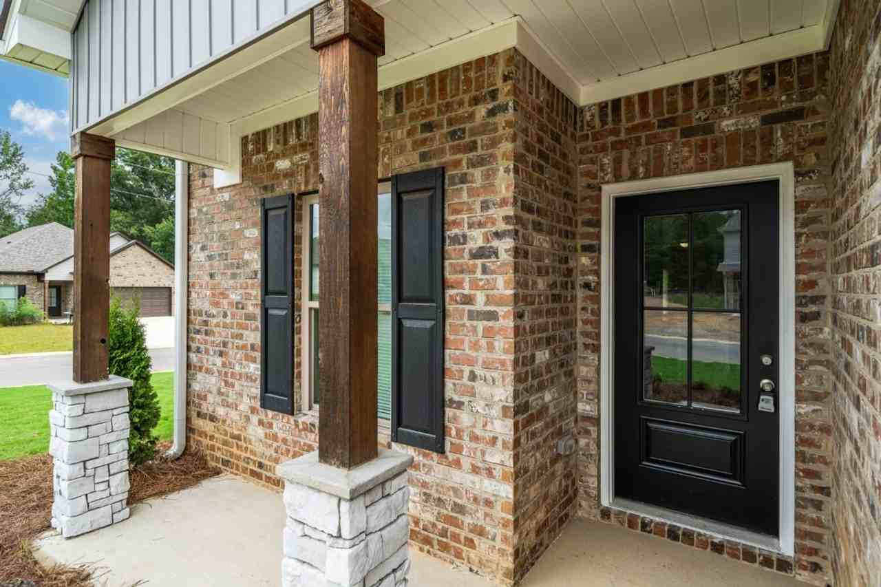 5500 Blue Jay Cir - Photo 3 of 20