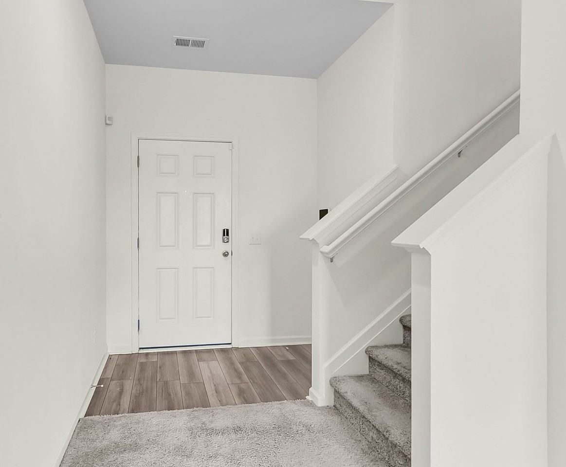 424 Pender Woods Dr - Photo 7 of 50