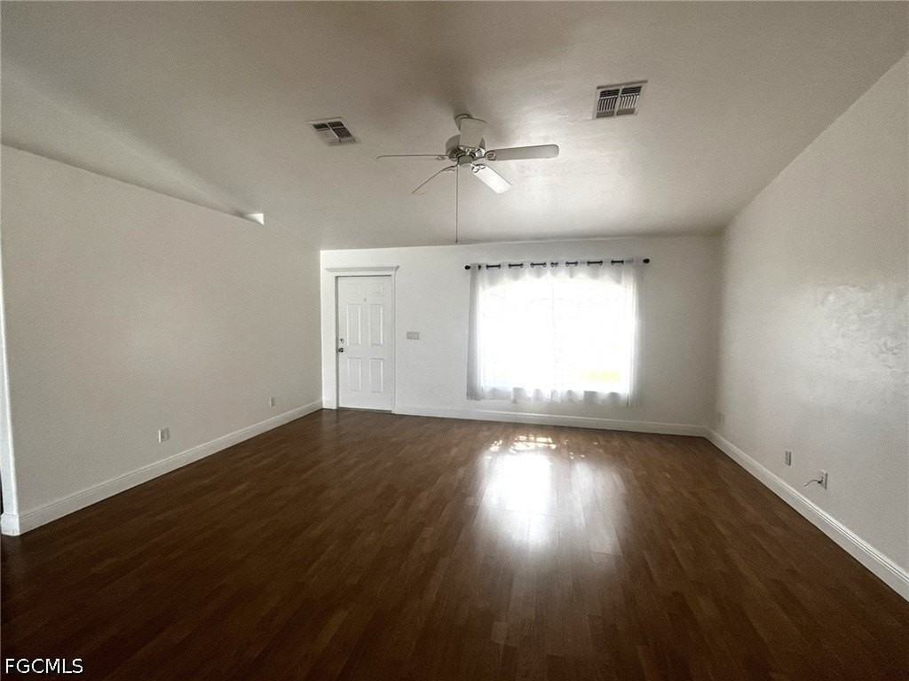 2136 Nw 22nd Pl - Photo 4 of 42