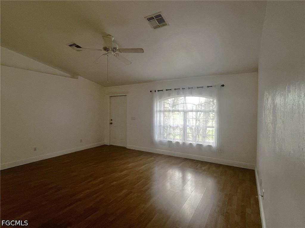 2136 Nw 22nd Pl - Photo 6 of 42