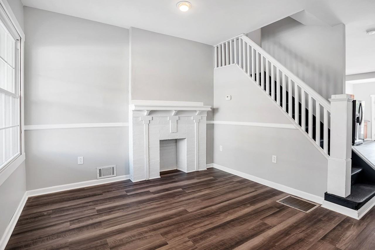 121 Dilworth St - Photo 4 of 35