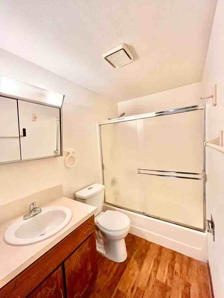 4834 Basswood Dr - Photo 6 of 7