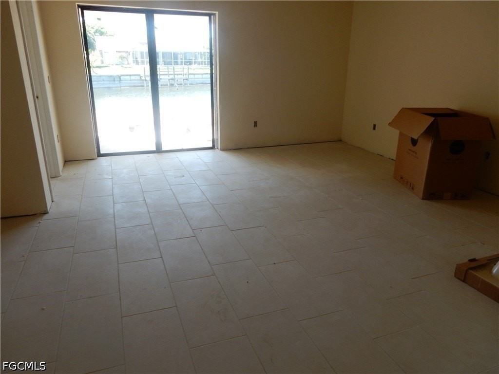 502 Se 5th Ave - Photo 2 of 12
