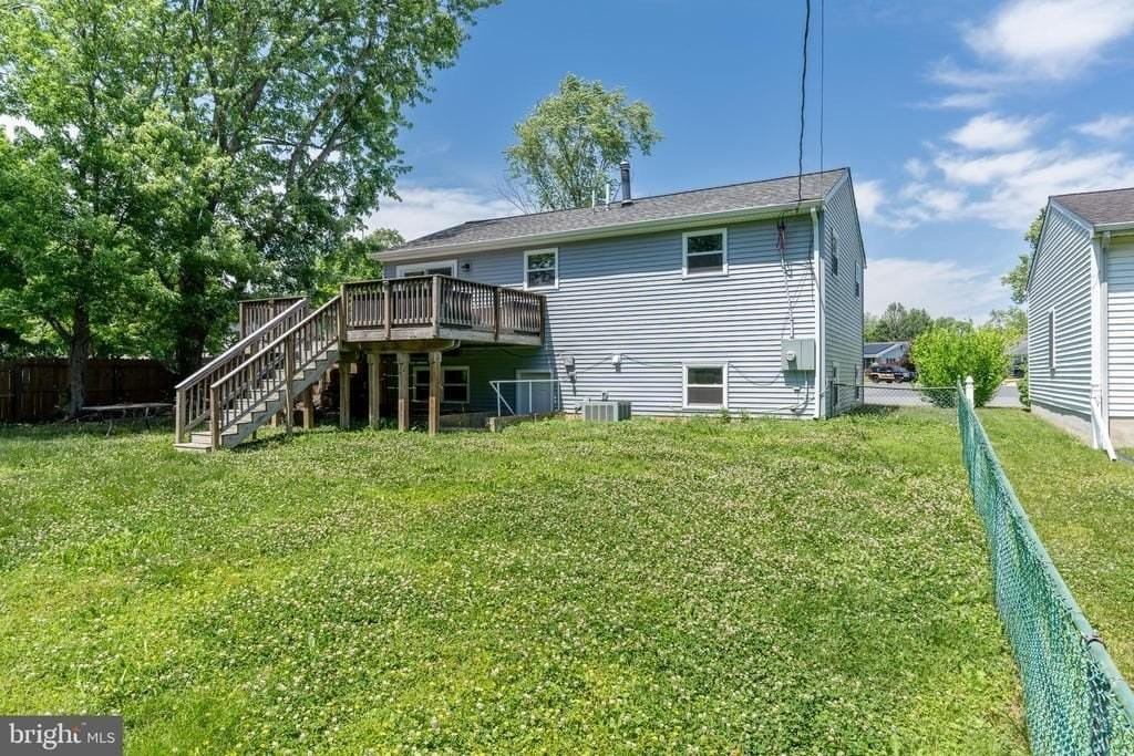 150 Fairway Rd - Photo 4 of 26