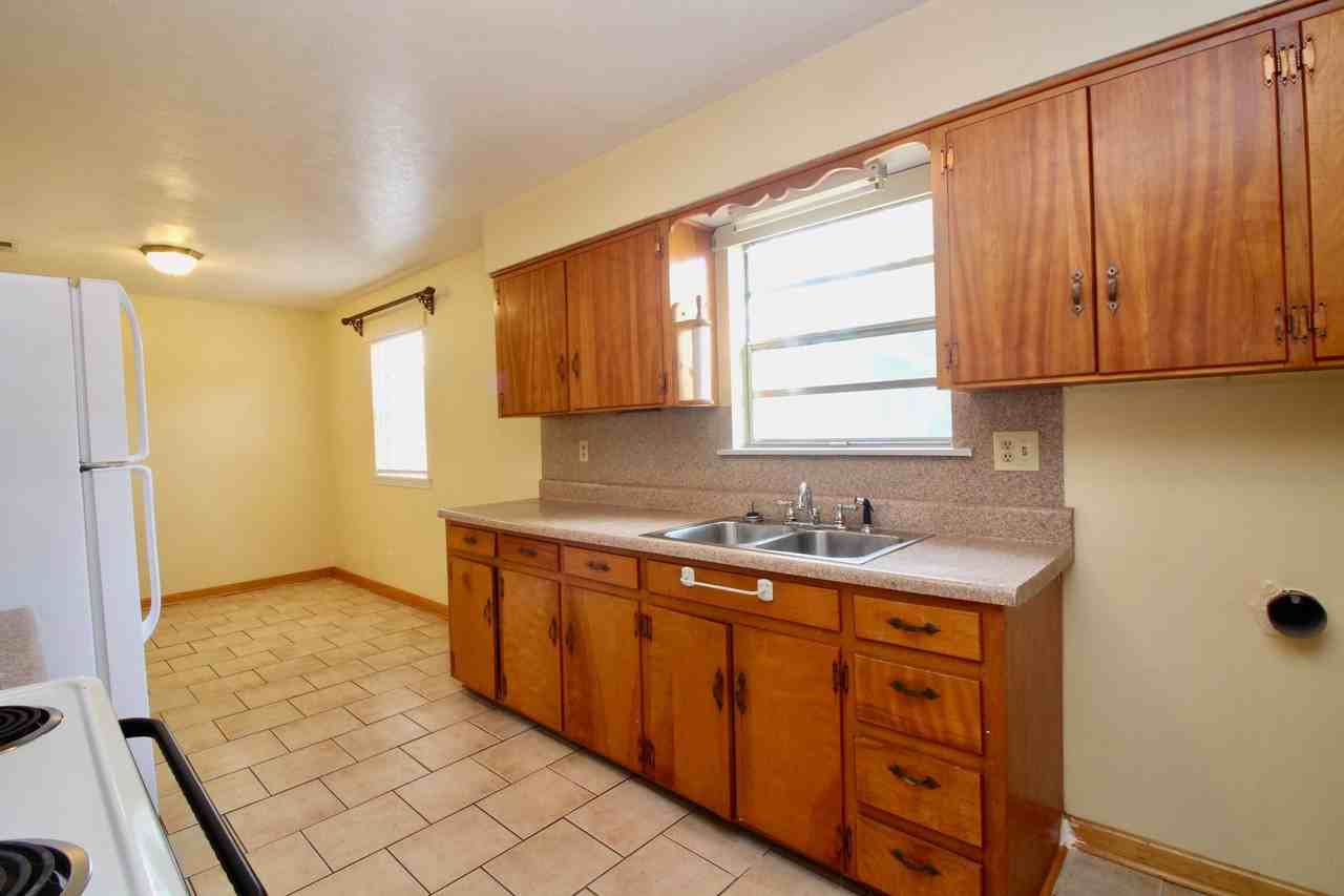 5113 Morris Ave - Photo 3 of 11