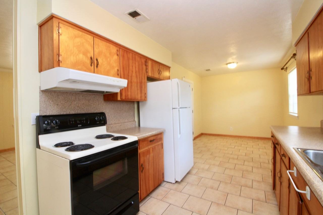 5113 Morris Ave - Photo 4 of 11