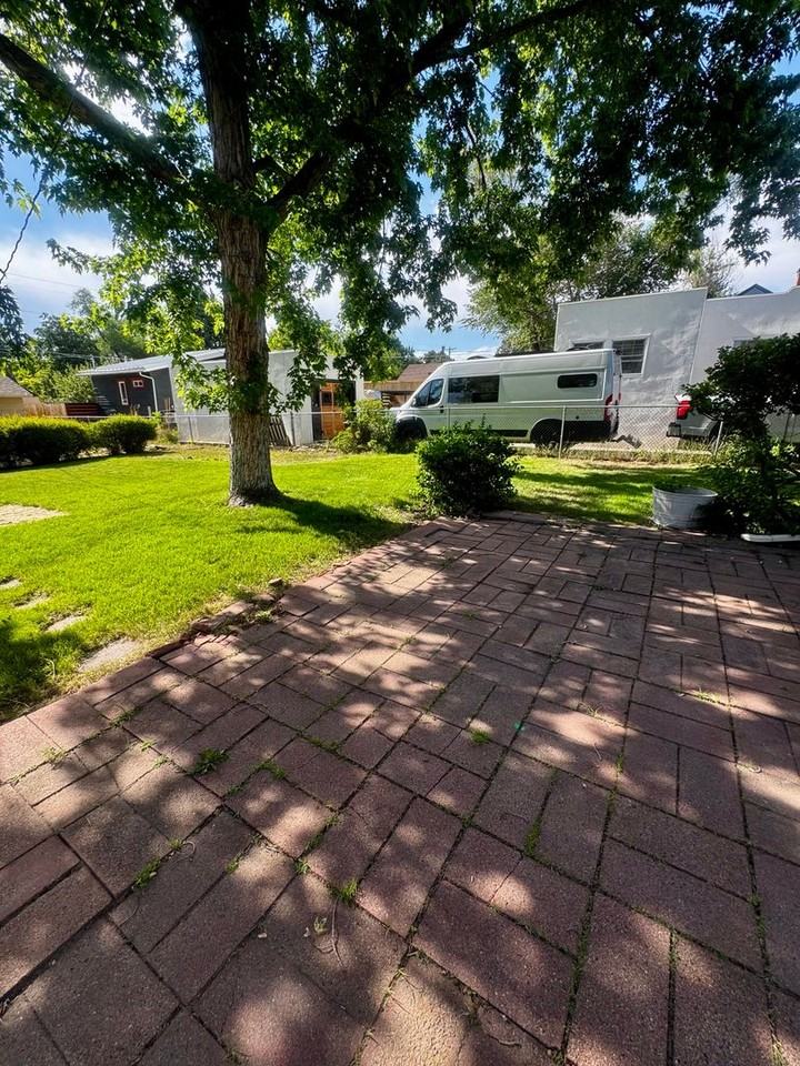 618 N Foote Ave - Photo 5 of 28