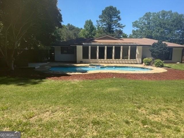 558 Kenwood Rd - Photo 7 of 33