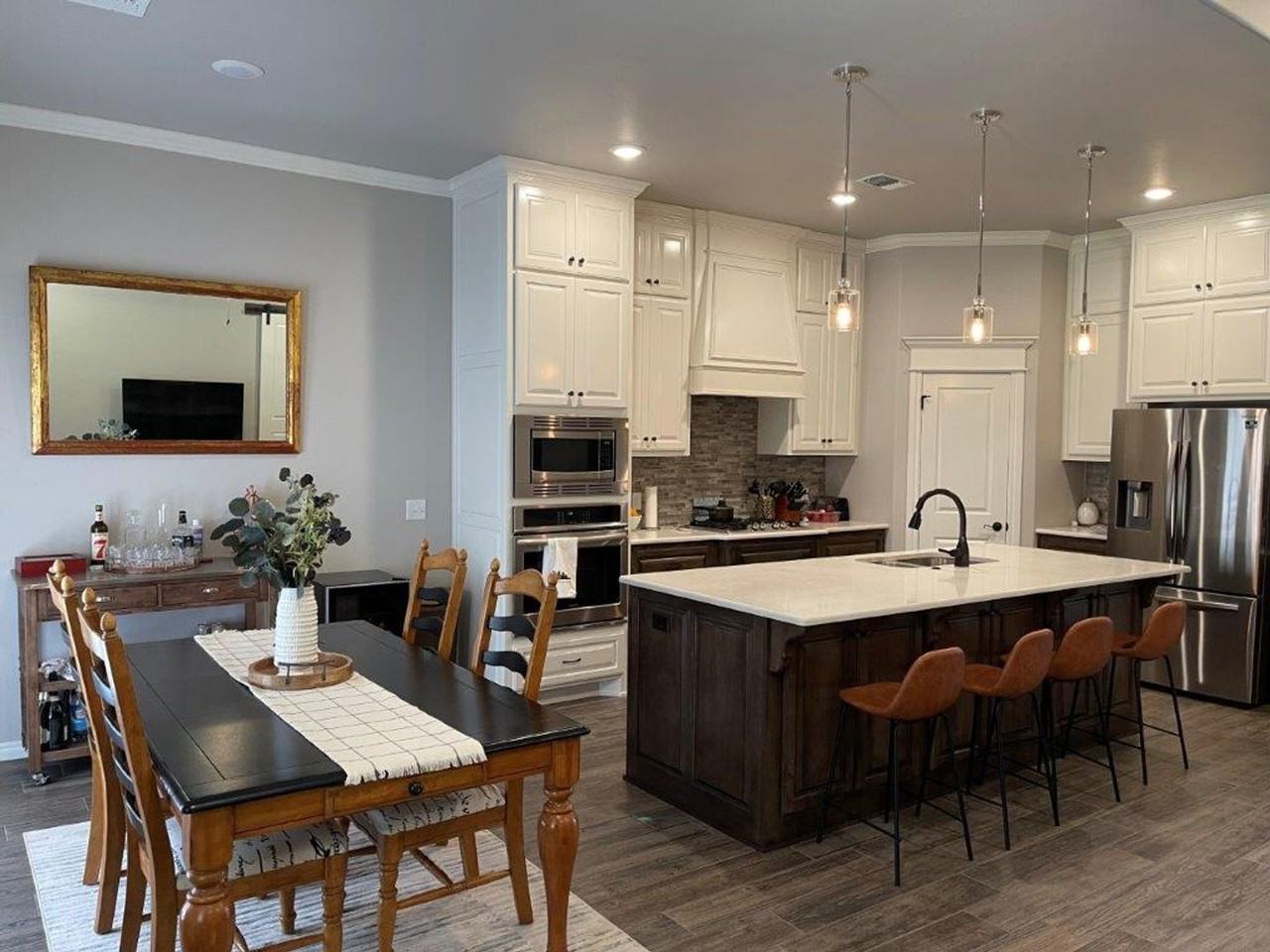 2916 Cypress Springs Blvd - Photo 7 of 44