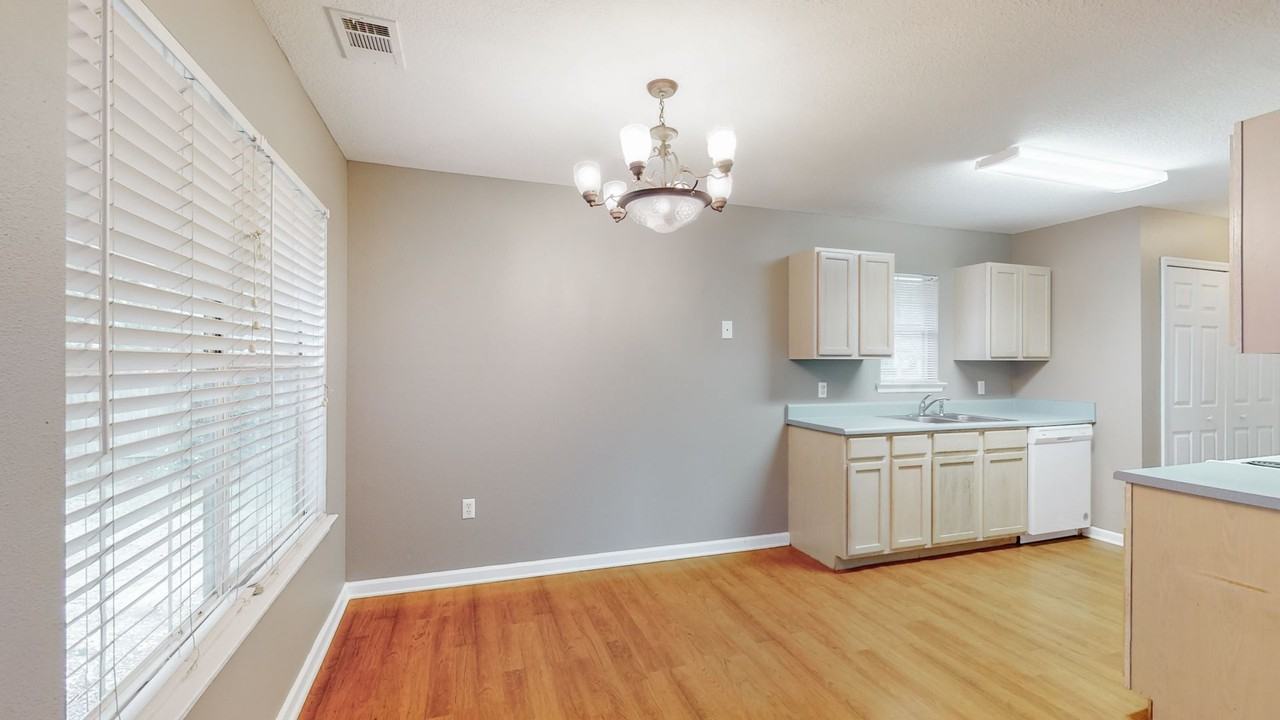 145 Hope Creek Dr - Photo 7 of 26