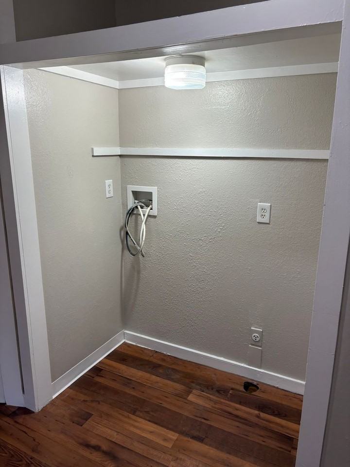 614 Norton Ave - Photo 4 of 8