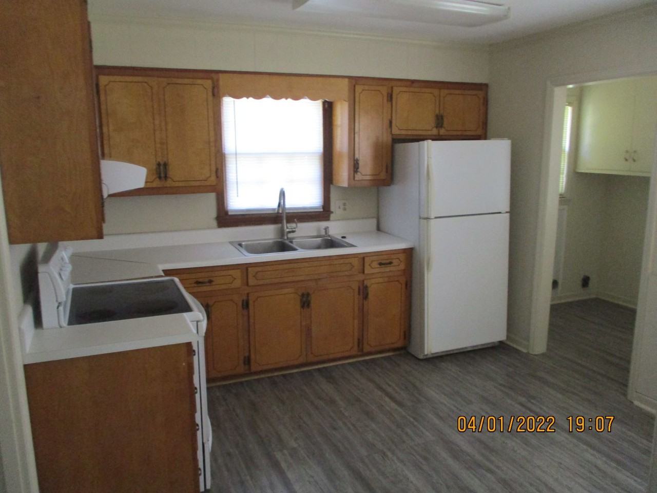 2000 Acker Dr - Photo 5 of 7