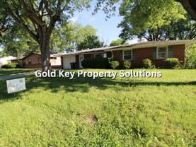 604 Hawthorne Ave - Photo 1 of 1
