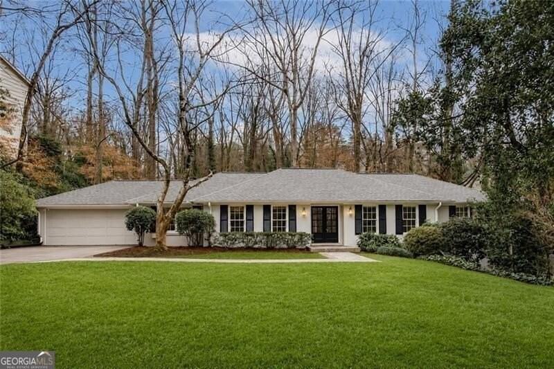 4601 Club Cir Ne - Photo 2 of 26