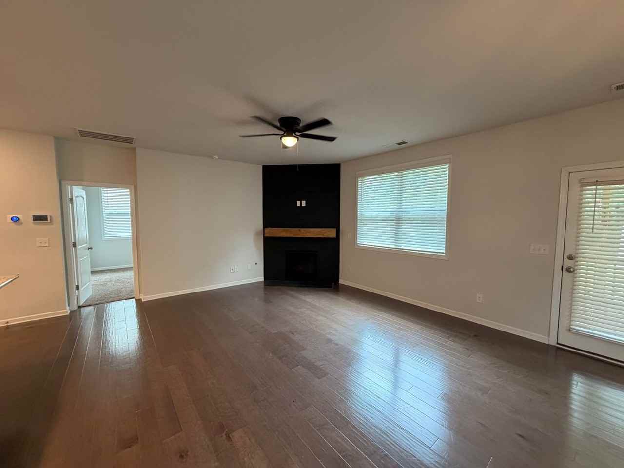 1103 Black Oak Dr - Photo 6 of 29