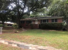featured image of 1506 Flowers Dr #B