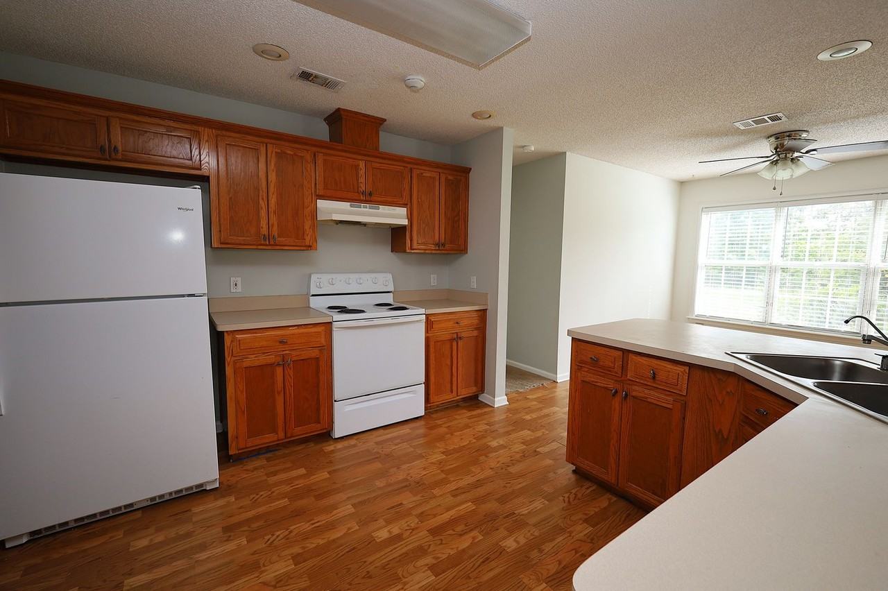 3880 Trotters Ridge Cir - Photo 3 of 10