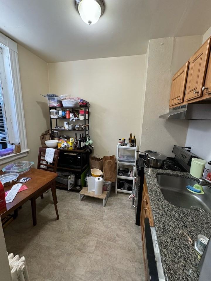 589B Beacon St - Photo 6 of 6