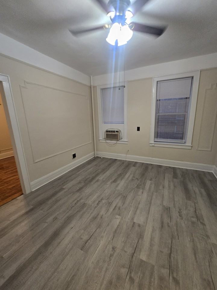 42 Kelly Parkway #202 - Photo 3 of 9