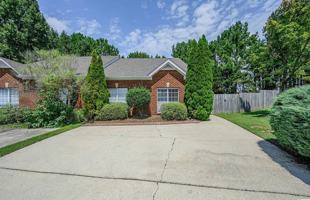 featured image of 566 Treymoor Lake Cir