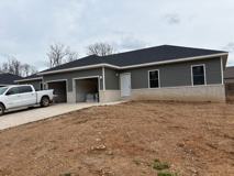 586-584  N Airport Rd - Photo 1 of 1