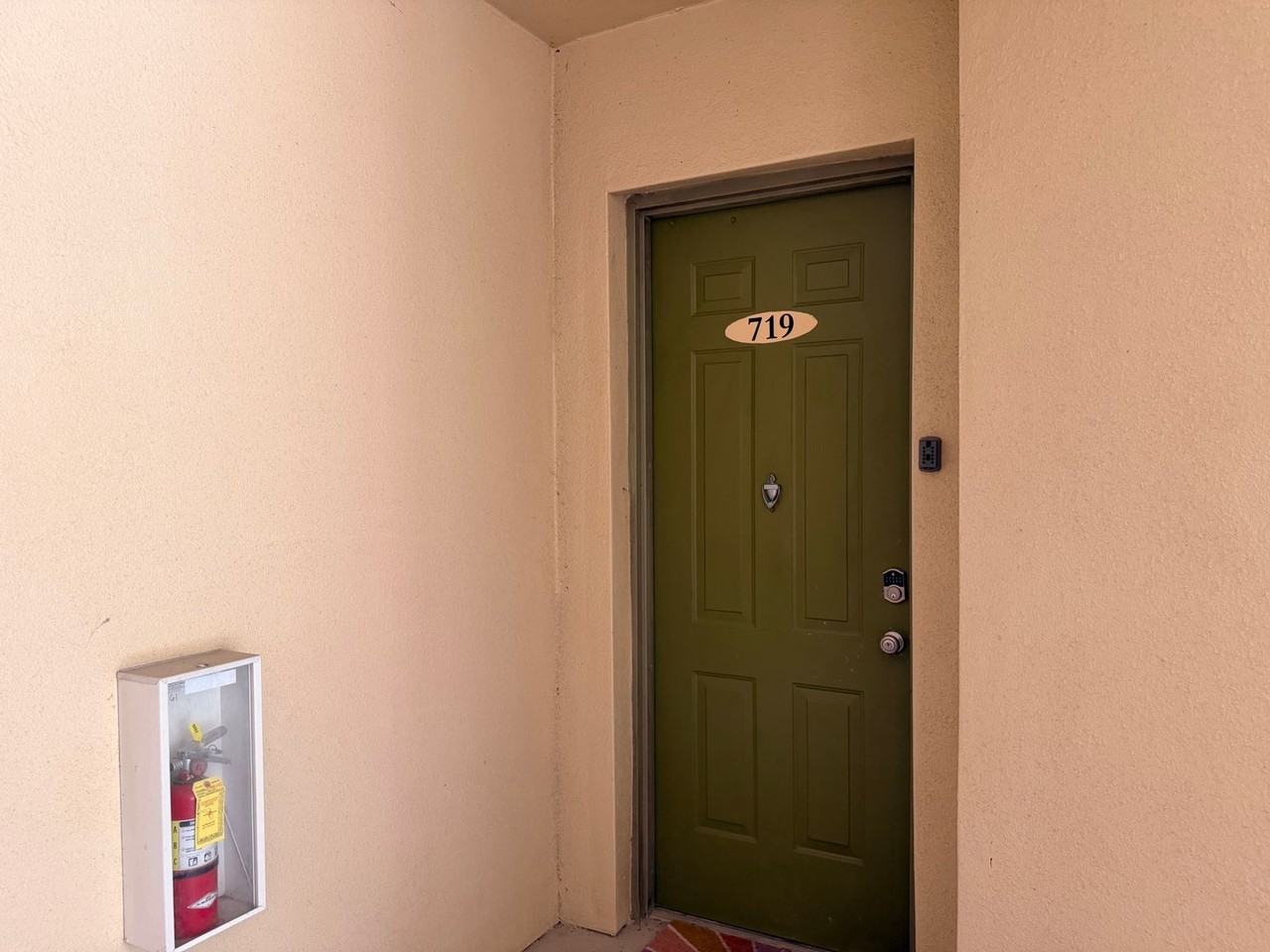 719 Terrace Ridge Cir - Photo 5 of 22