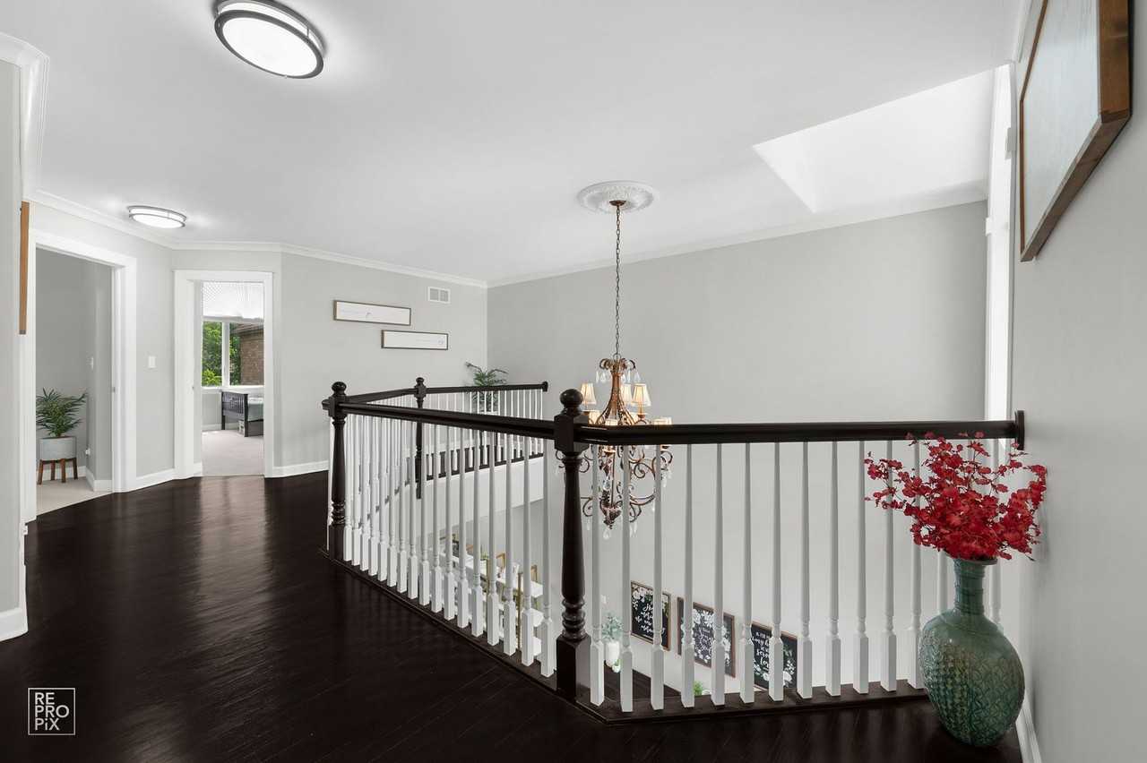 1537 W Rue James Pl - Photo 6 of 16