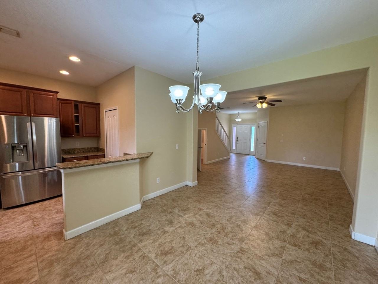 2832 Adelaide Ct - Photo 3 of 21