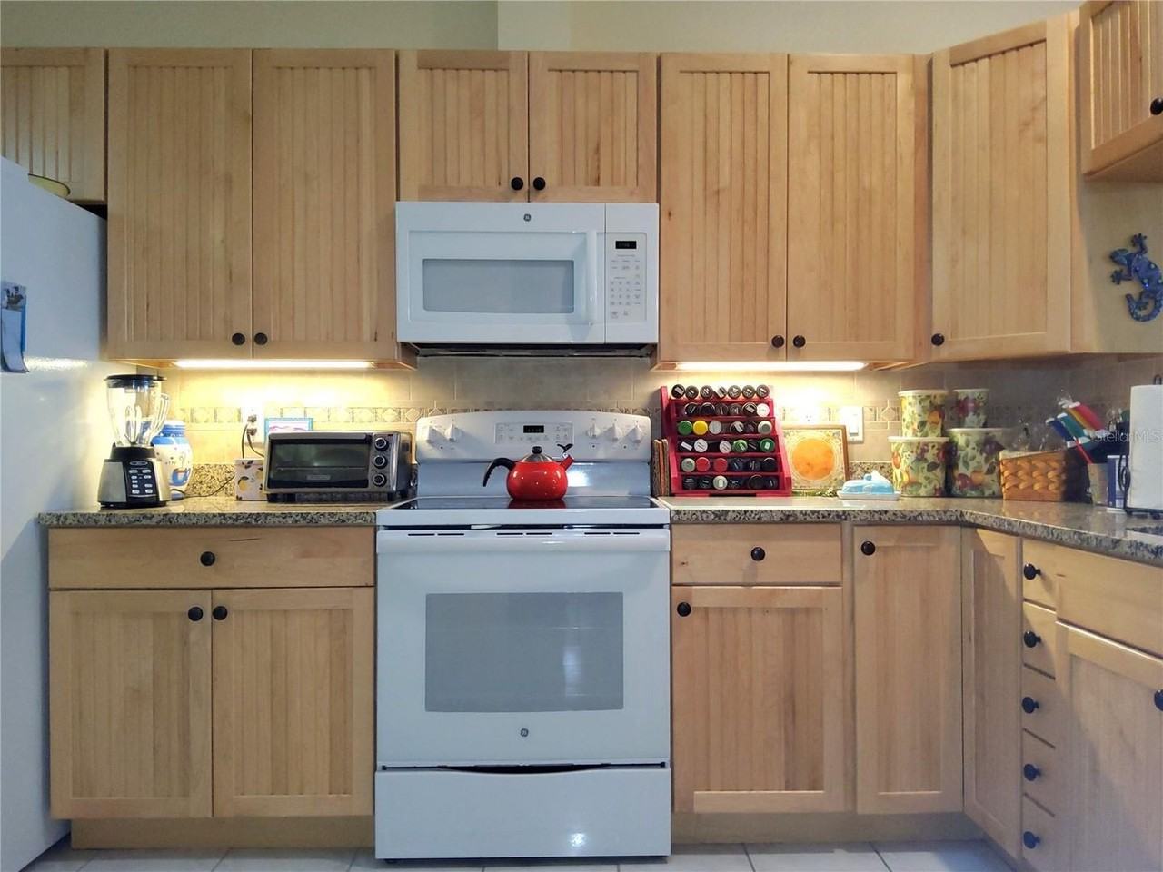 3830 Bal Harbor Blvd #11 - Photo 6 of 25