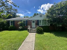 featured image of 122 Hammond Ave