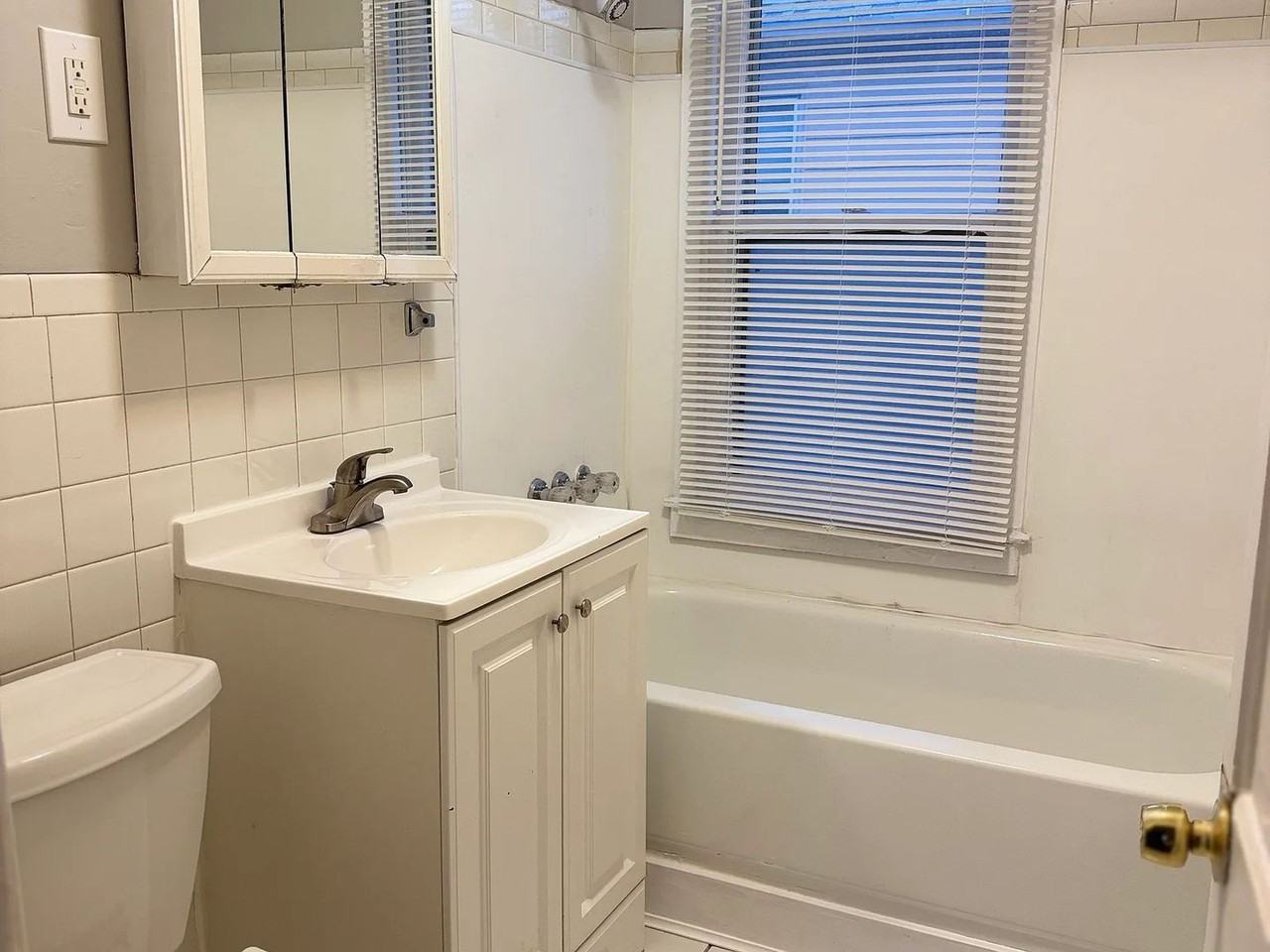 3710 N 53rd St - Photo 7 of 7