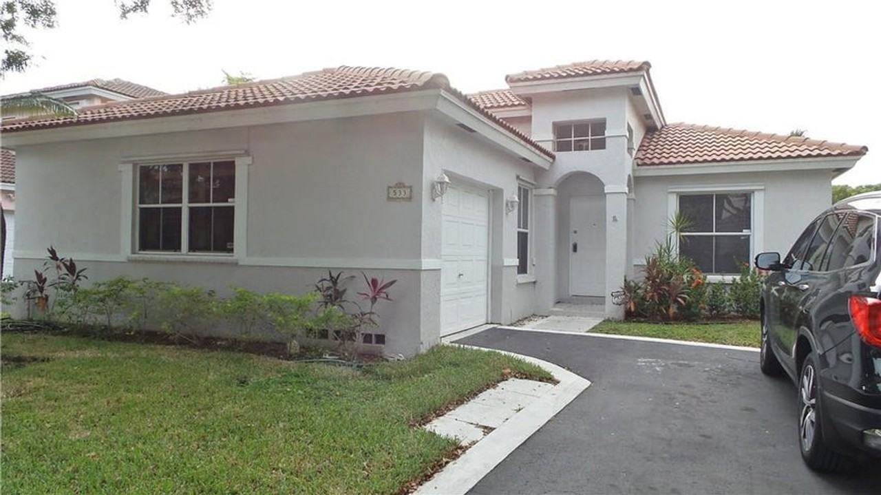 533 Nw 47th Ave - Photo 6 of 14