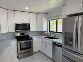 160 Se 15th Ave #A - Photo 1 of 1