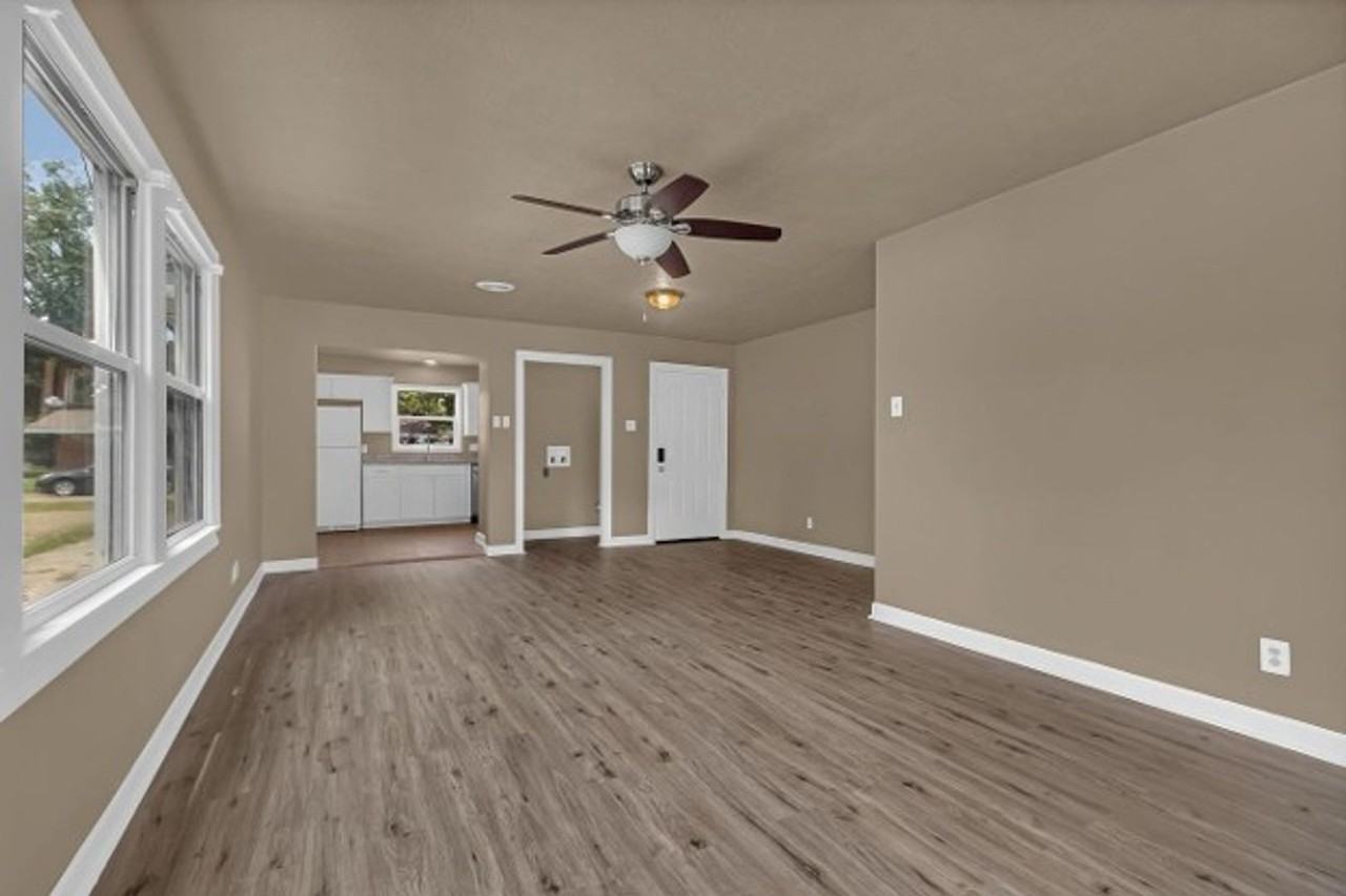 1220 California St - Photo 2 of 14