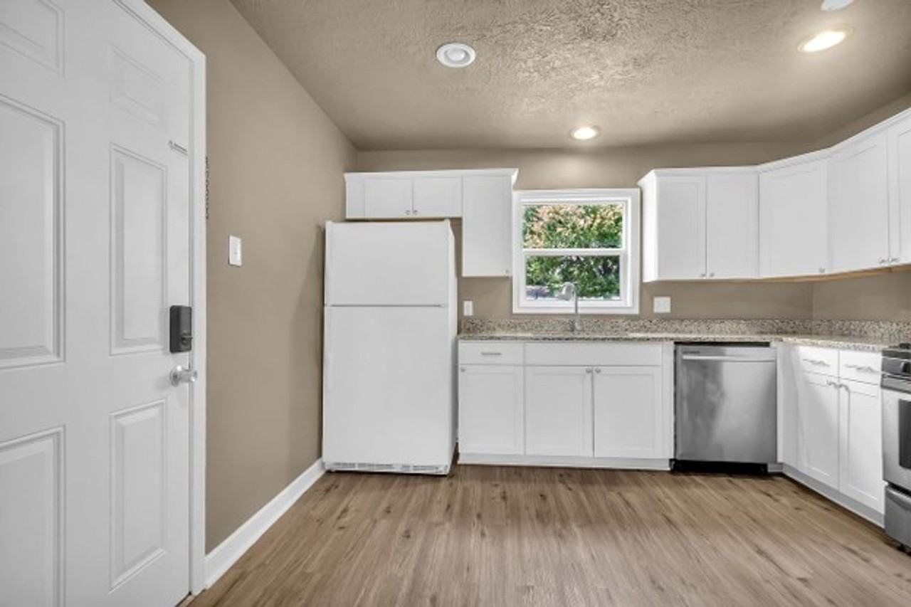 1220 California St - Photo 5 of 14