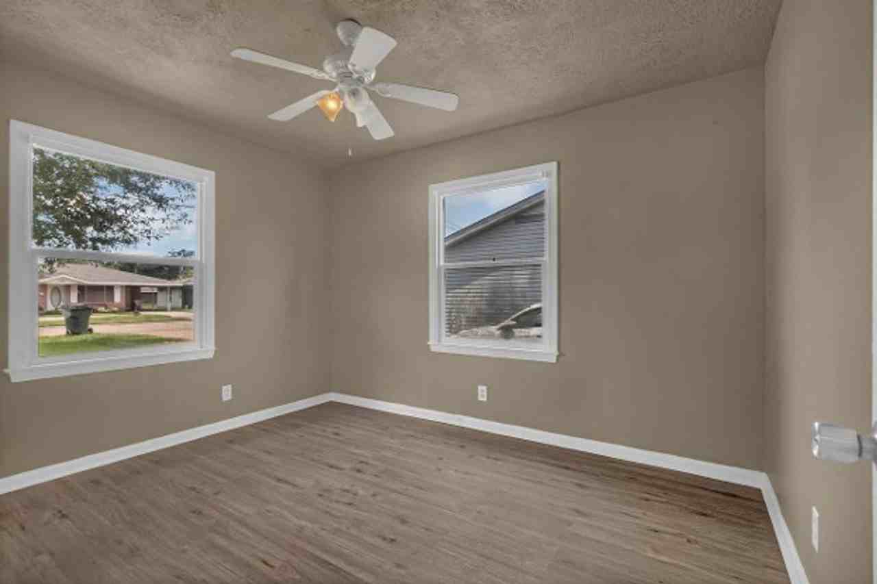 1220 California St - Photo 7 of 14