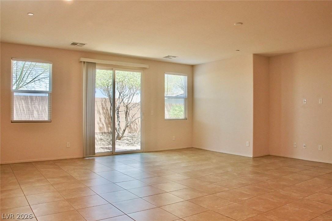2124 Del Aqua Ave - Photo 7 of 28