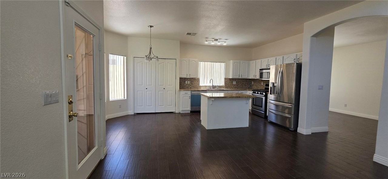 10509 Horseshoe Falls Ct - Photo 2 of 23